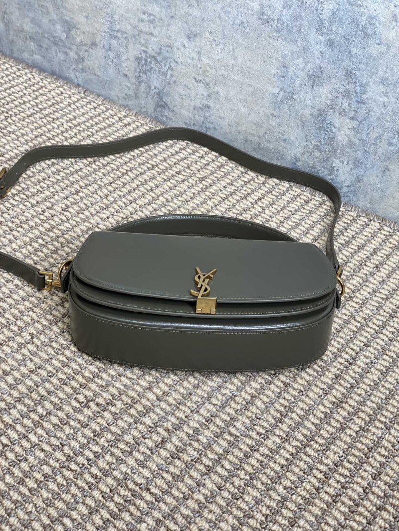 Y51 hobo bags